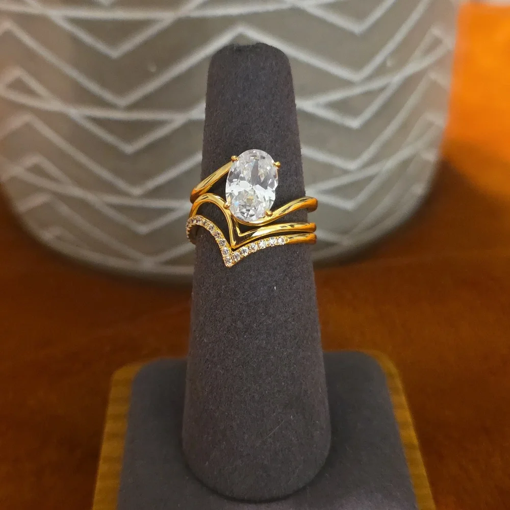 Elegant Gold Plated  and Zirconia  Women's Ring